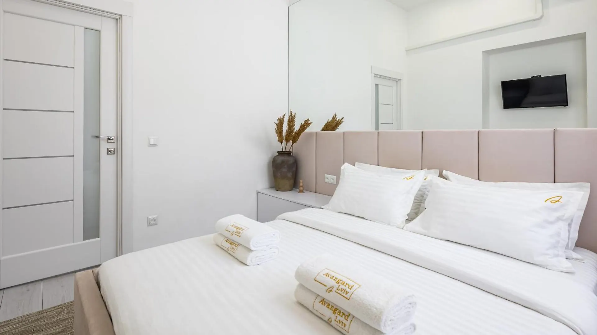 Avangard Horodotska 31 Apart Lwów Apartament